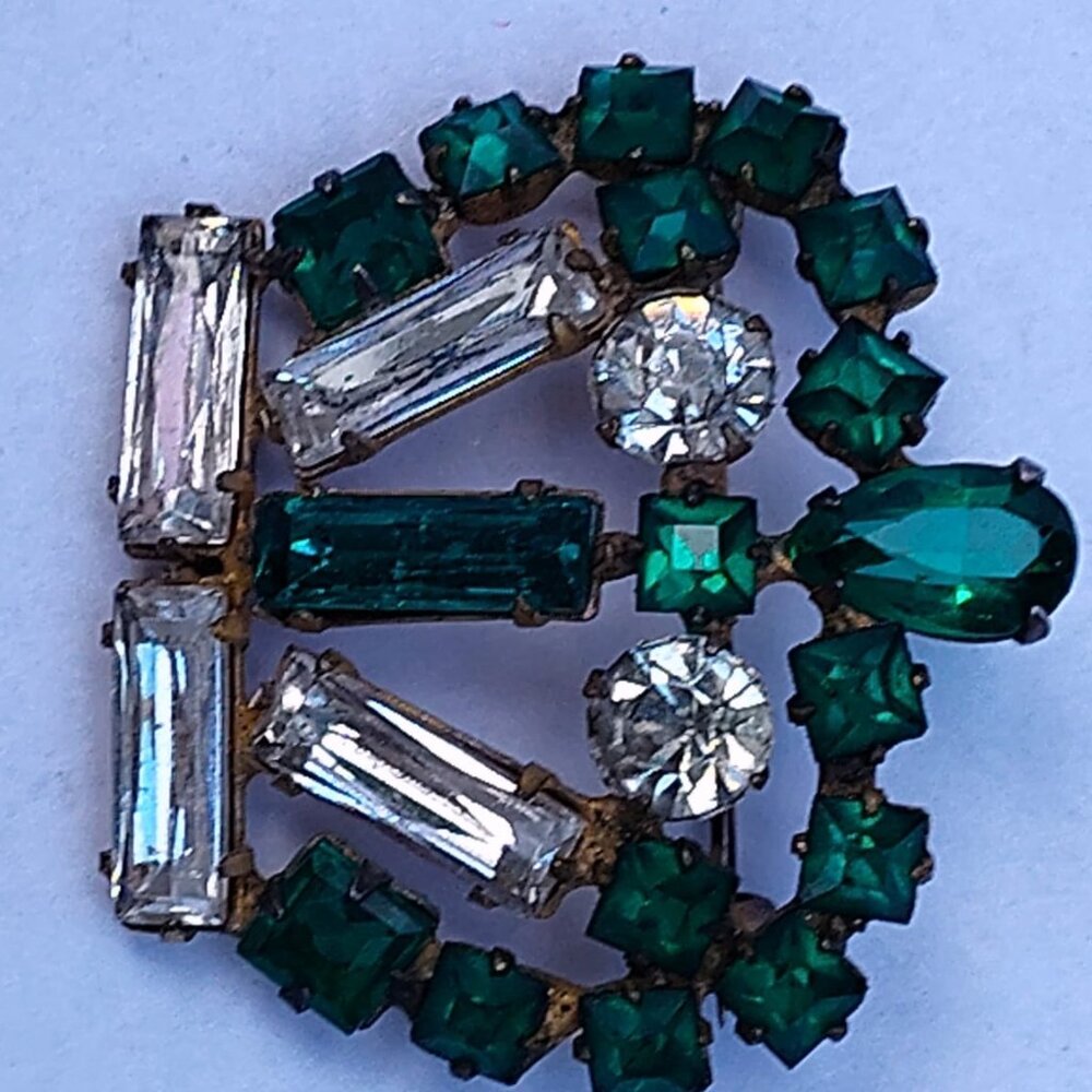 Signed Adele Simpson Crown Brooch Emerald And Cle… - image 1